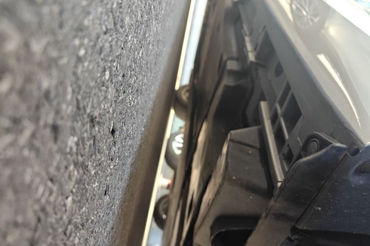 雷克萨斯ES 2025款 300h 臻享版局部细节9003