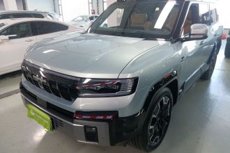 方程豹 豹8 2025款 智勇旗舰版 7座