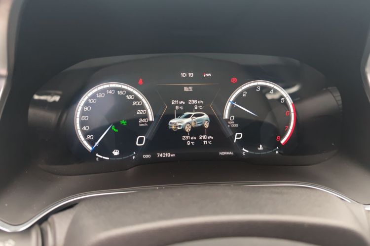 魏牌 VV5 2017款 2.0T 旗舰型中控内饰14