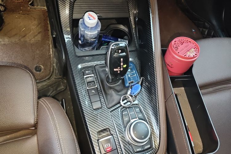 宝马X1 2020款 sDrive25Li 领先型中控内饰18