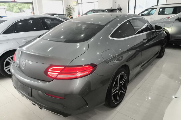 奔驰C级(进口) 2020款 C 260 轿跑车车身外观7