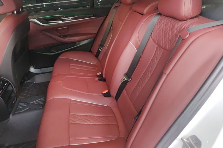 宝马5系 2021款 改款 525Li M运动套装中控内饰7004