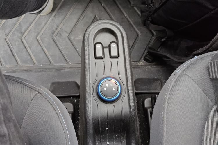 五菱汽车 宏光MINIEV 2020款 悦享款 三元锂中控内饰18