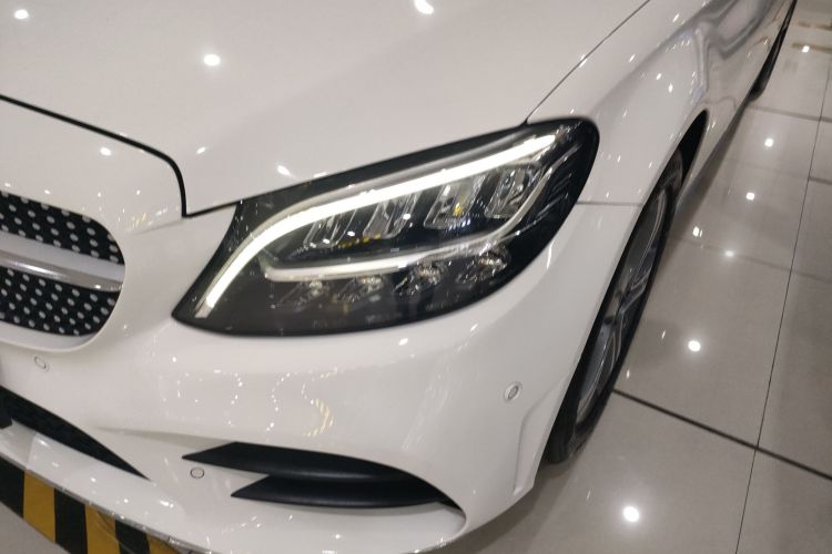 奔驰C级 2021款 C 260 L 运动版局部细节36