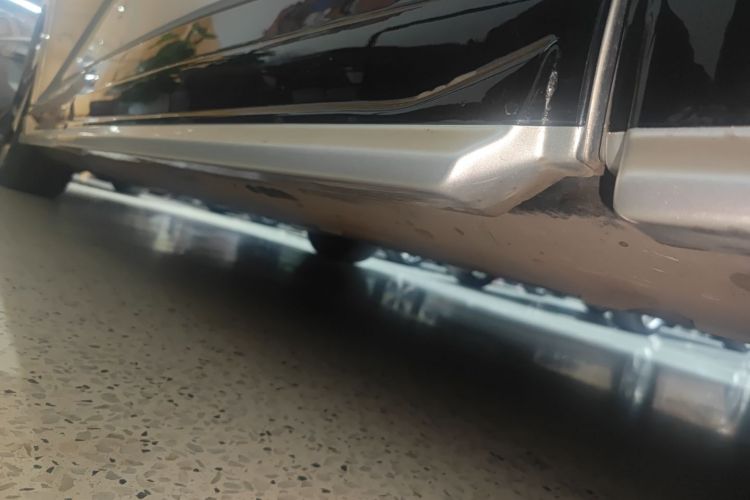 小鹏X9 2024款 640四驱高性能Max局部细节9001