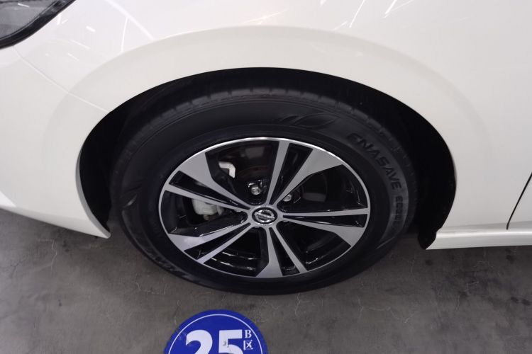 日产 轩逸 2022款 1.6L XL CVT悦享版车身外观6007