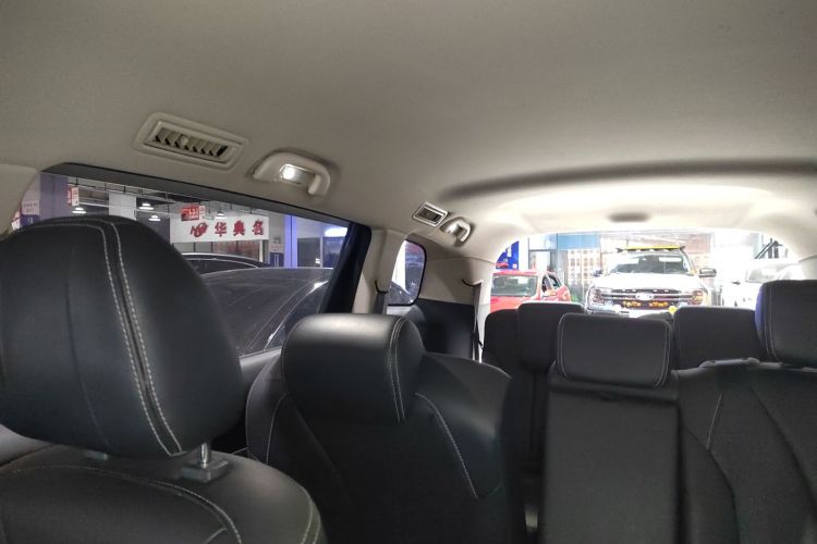 比亚迪 宋MAX 2017款 1.5T 自动智联豪华型 7座局部细节22