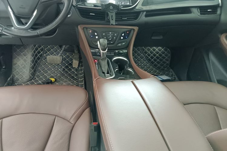 别克 昂科威 2021款 532T 两驱豪华型中控内饰18