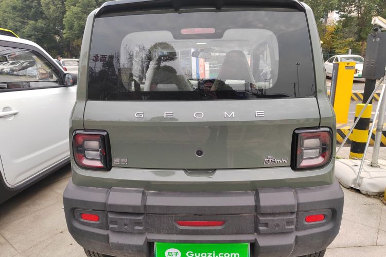 吉利银河 2025款 210km 熊猫骑士车身外观6