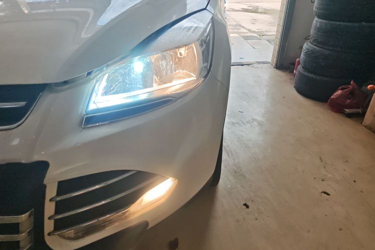 福特 翼虎 2013款 1.6L GTDi 四驱精英型局部细节36