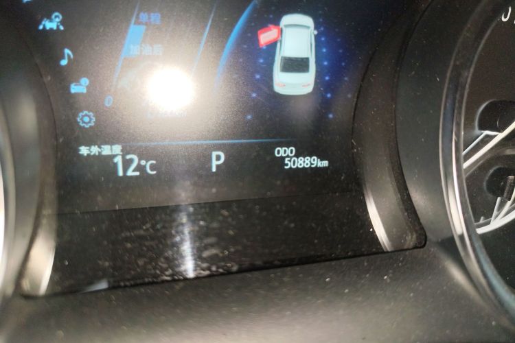 丰田 凯美瑞 2021款 2.0G 豪华版中控内饰15