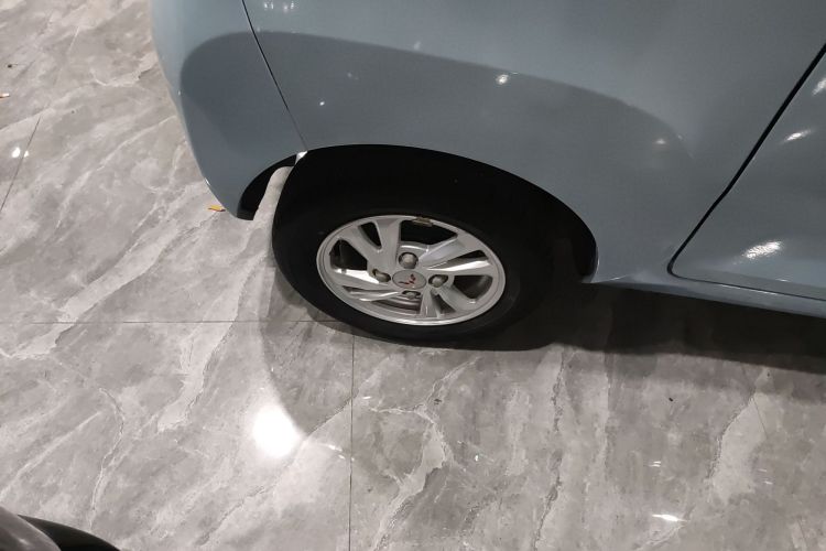 五菱汽车 宏光MINIEV 2020款 自在款 磷酸铁锂车身外观6002