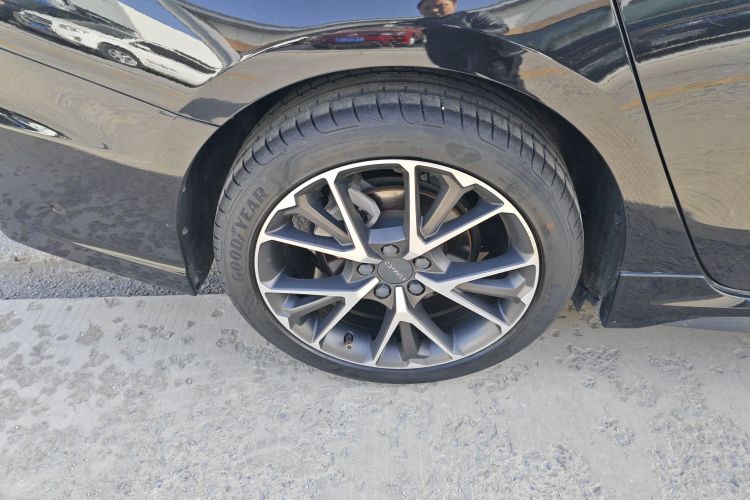 领克03 2019款 2.0TD 自动劲Pro版车身外观6008