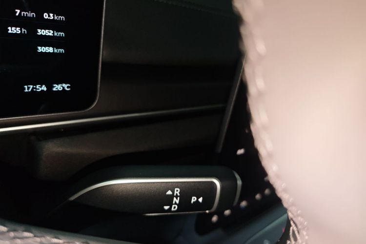 蔚来EC6 2025款 75kWh中控内饰18