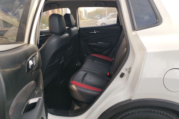 长安CS15 2017款 1.5L 自动豪华天窗版中控内饰7004