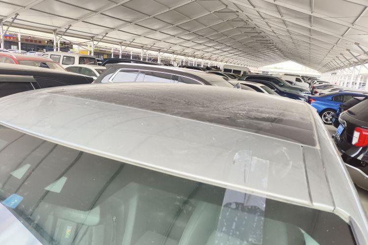 路虎 发现神行 2016款 2.0T HSE局部细节57