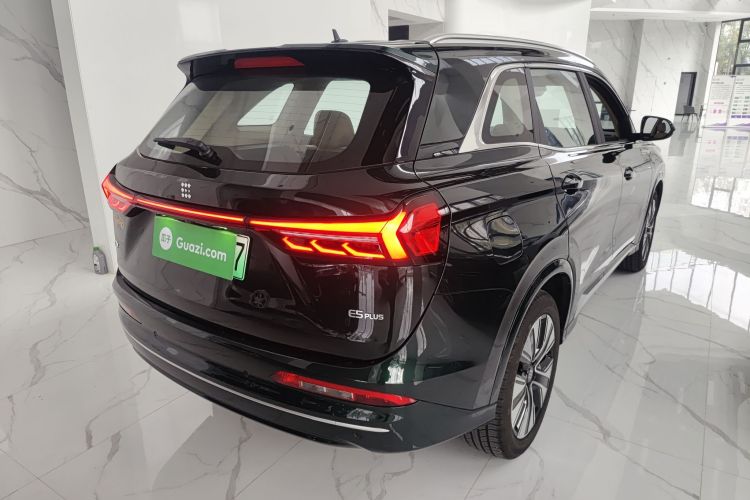 蓝电E5 PLUS 2025款 165km 长续航版PLUS 5座车身外观6005