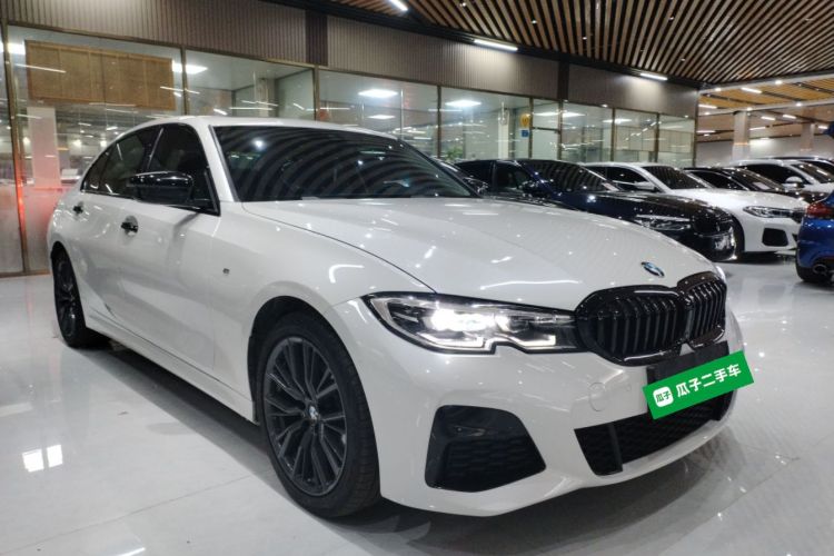 宝马3系 2021款 325Li M运动曜夜套装车身外观3