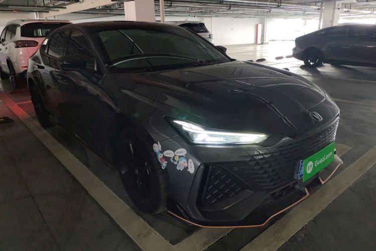 长安UNI-V 2023款 2.0T 锋速版车身外观6002