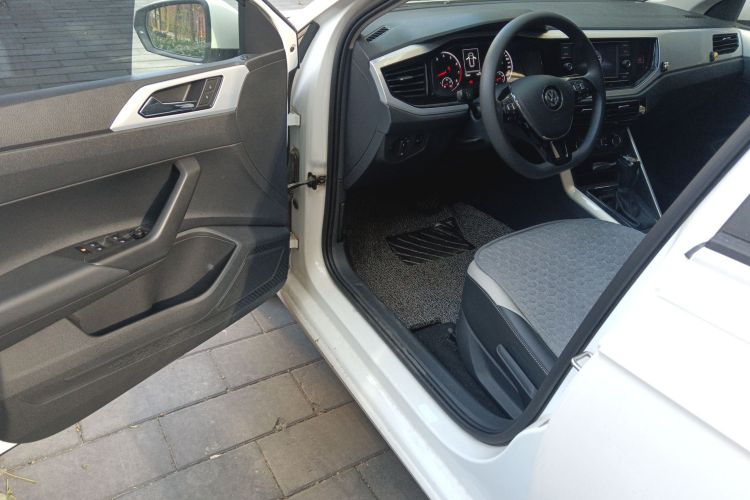 大众 Polo 2019款 Plus 1.5L 自动炫彩科技版中控内饰7003