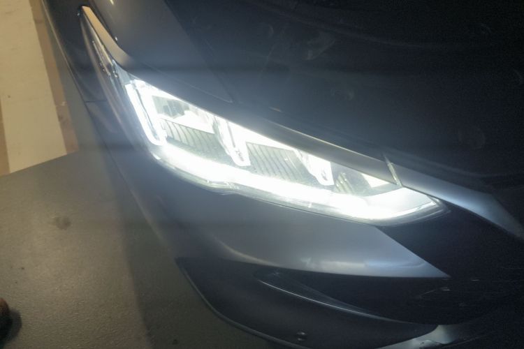 比亚迪 宋Pro新能源 2024款 荣耀版 DM-i 71KM领航型车身外观8