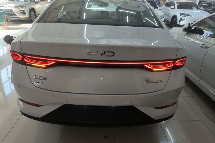 比亚迪 秦PLUS 2025款 DM-i 智驾版 128KM进取型车身外观6004