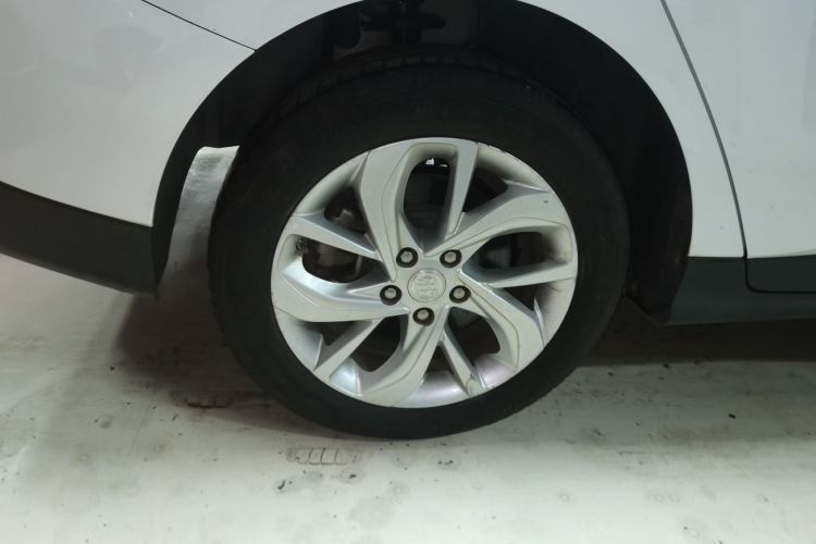 别克 微蓝6 2023款 430km 出行版车身外观6005