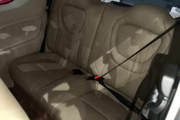 五菱汽车 宏光MINIEV 2024款 第三代 215km 进阶版中控内饰21