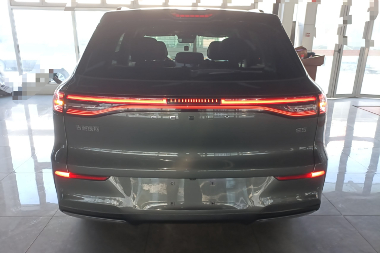 吉利银河 银河E5 2024款 530km 星舰版车身外观6