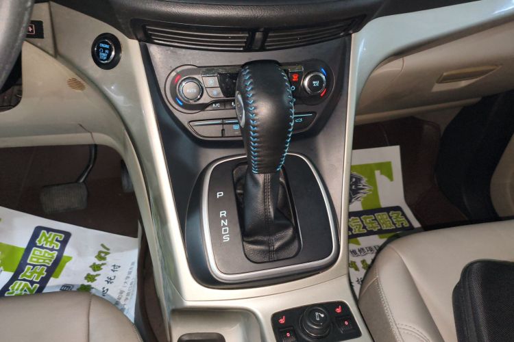 福特 翼虎 2013款 2.0L GTDi 四驱精英型局部细节18