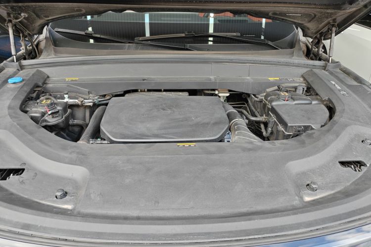 理想汽车 理想L9 2024款 Ultra机舱底盘24