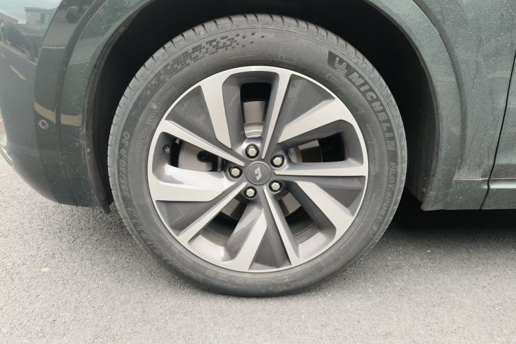 理想汽车 理想ONE 2021款 增程6座版车身外观6007