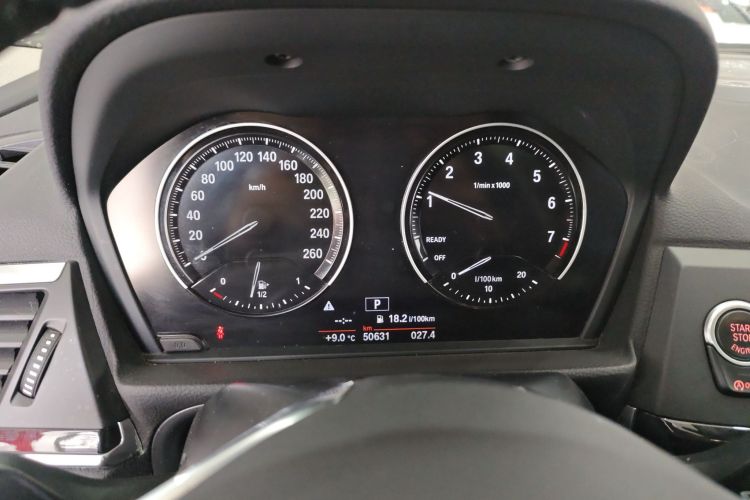 宝马1系 2018款 改款 118i 运动型中控内饰14