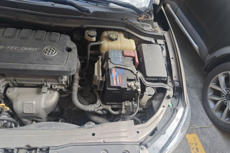 别克 英朗 2016款 15N 自动精英型局部细节9007