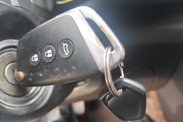 宝骏RS-3 2020款 1.5L 手动智能精英型中控内饰7001