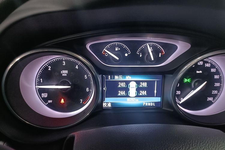 别克 昂科威 2018款 28T 四驱精英型中控内饰14