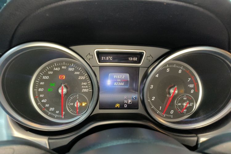 奔驰GLE轿跑 2017款 GLE 320 4MATIC 轿跑SUV中控内饰14