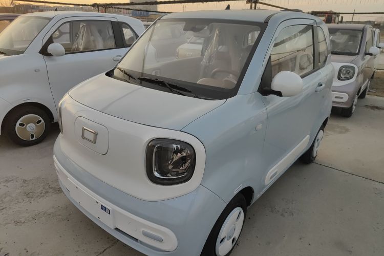 奔腾小马 2026款 222km 萌趣马 Plus车身外观1