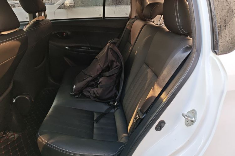 丰田 威驰FS 2017款 1.5L CVT锋驰版中控内饰21