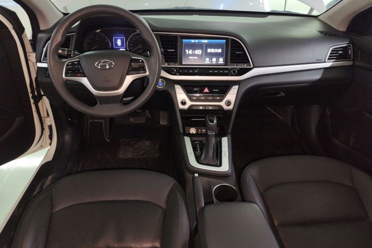 现代 领动 2016款 1.6L 自动智炫·精英型局部细节16