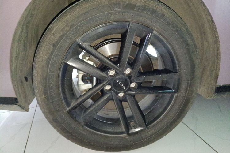 埃安 AION RT 2025款 520智享版车身外观6008