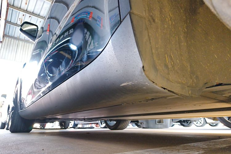 特斯拉 Model Y 2022款 改款 后轮驱动版局部细节9002