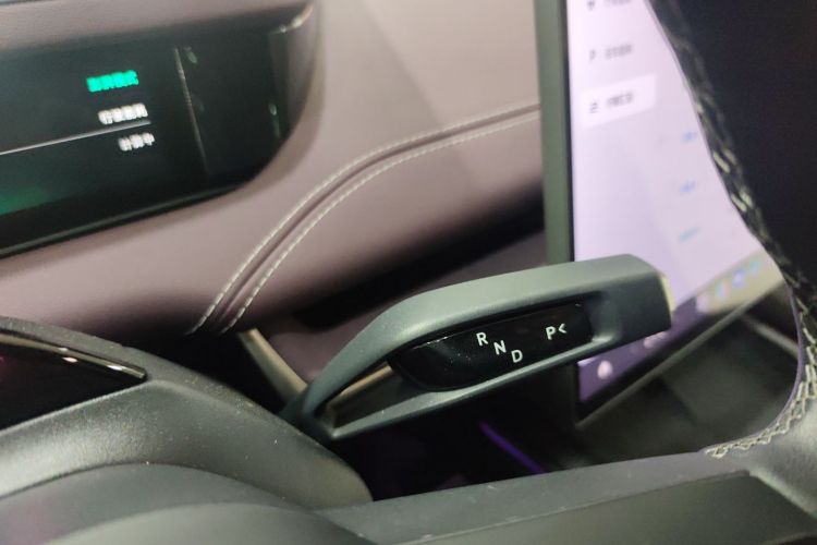 小米汽车 小米SU7 2024款 后驱超长续航高阶智驾Pro版中控内饰18