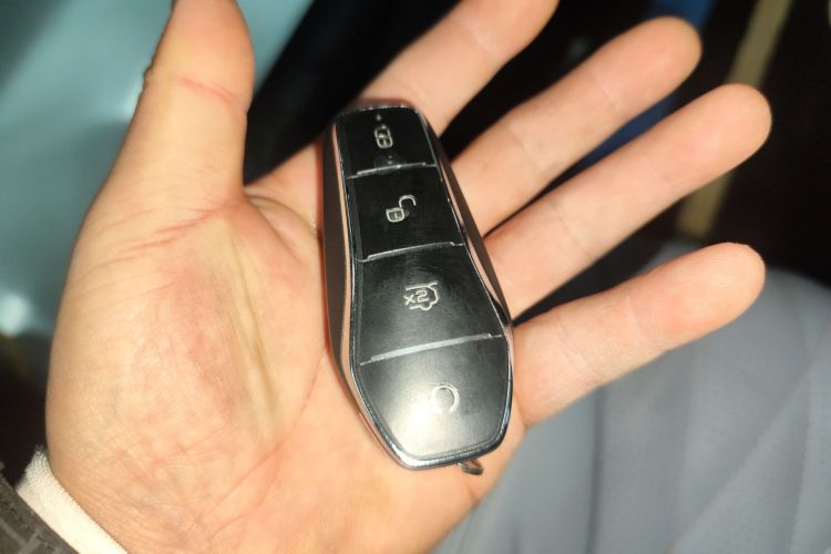 比亚迪 海豹 2022款 700km 长续航后驱版中控内饰11