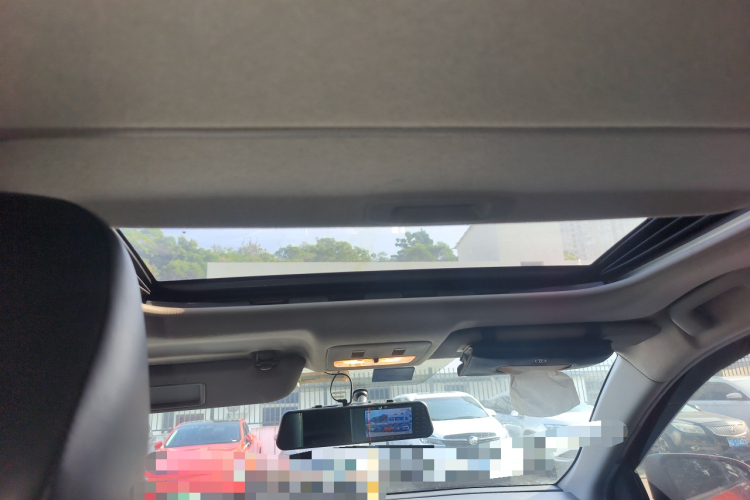 丰田 YARiS L 致炫 2015款 1.5G 自动橙色限量版中控内饰22