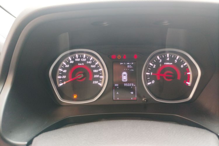 东南DX3 2016款 1.5L 手动豪华型中控内饰14