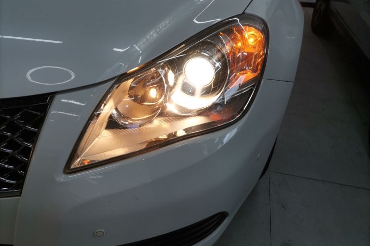 铃木 凯泽西 2011款 2.4L 两驱CVT标准版局部细节36