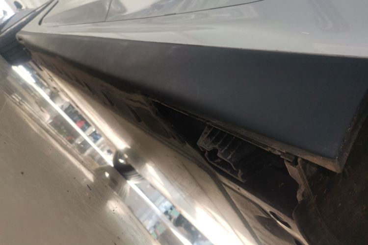 宝马i3 2025款 eDrive 35 L局部细节9002