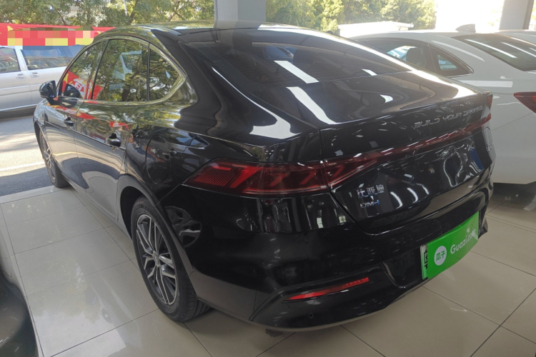 比亚迪 秦PLUS 2021款 DM-i 55KM 旗舰型车身外观4