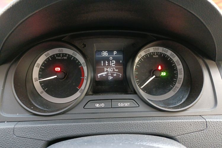 斯柯达 昕动 2018款 1.6L 自动标准版中控内饰14